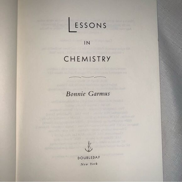 Lessons in Chemistry Book Bonnie Garmus Novel Best Seller Apple TV Show Reading - Picture 6 of 13
